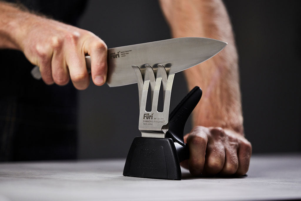 MASTER THE FURI DIAMOND FINGERS™ KNIFE SHARPENER