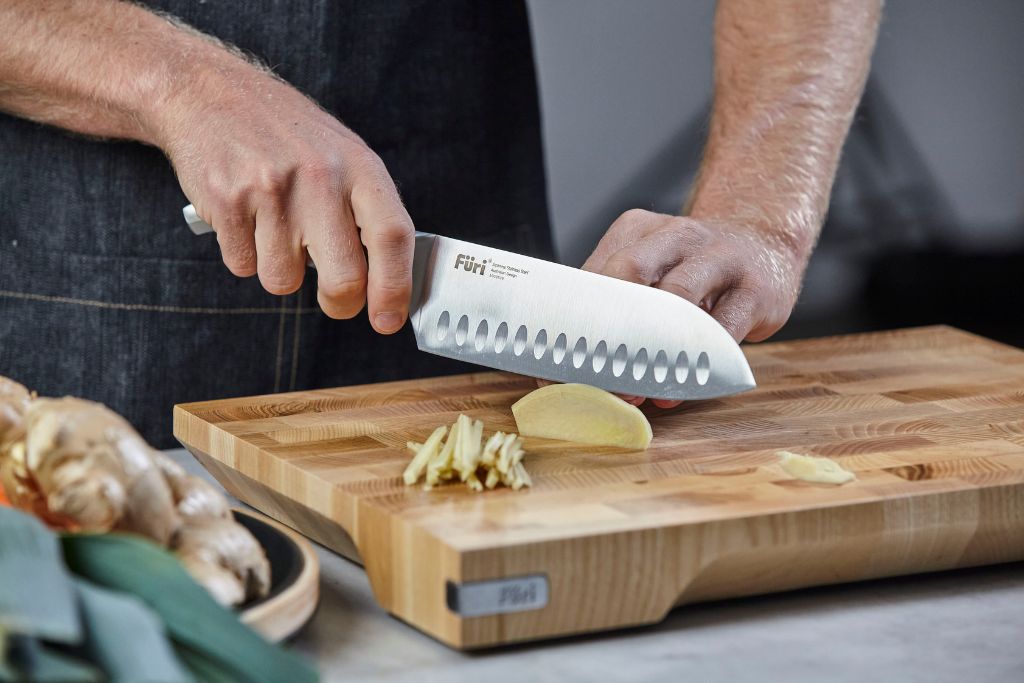 HOW TO JULIENNE VEGETABLES