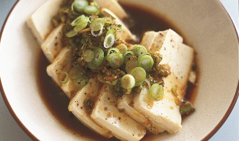 KYLIE KWONG'S CHILLED SILKEN TOFU WITH SPRING ONION, GINGER & VINEGAR DRESSING